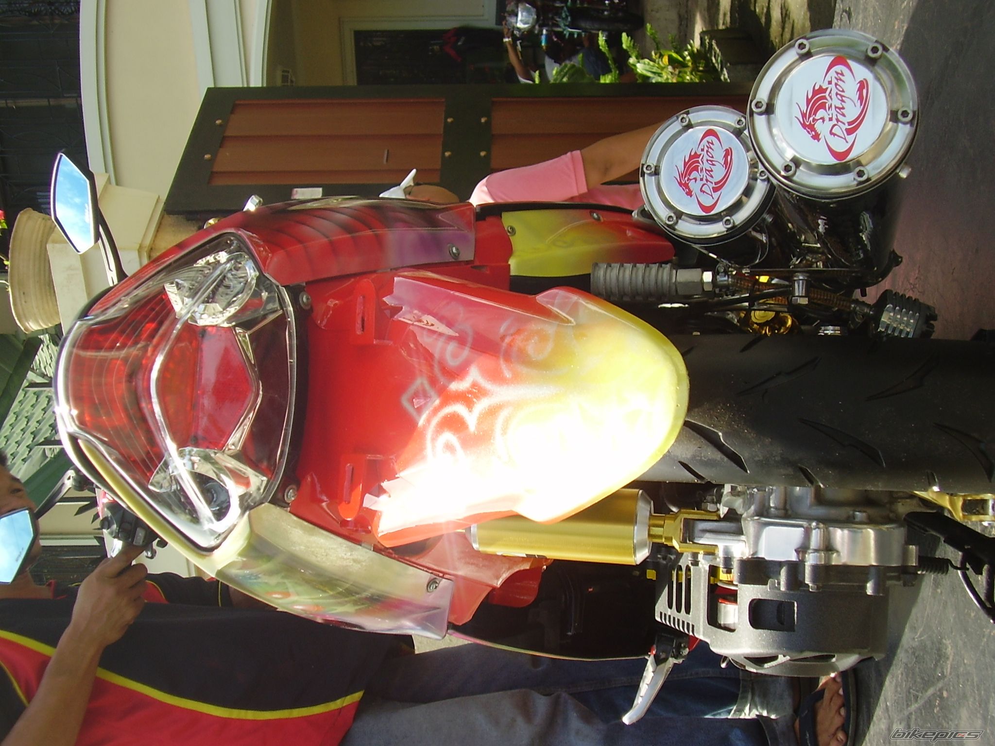 Photo 1695172