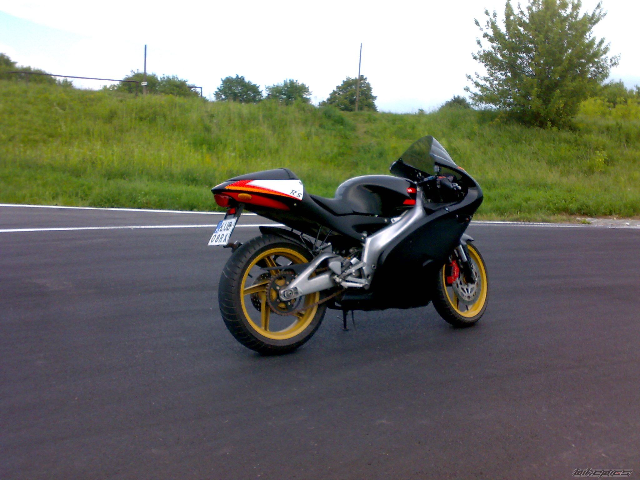 Bike Photo 1695182