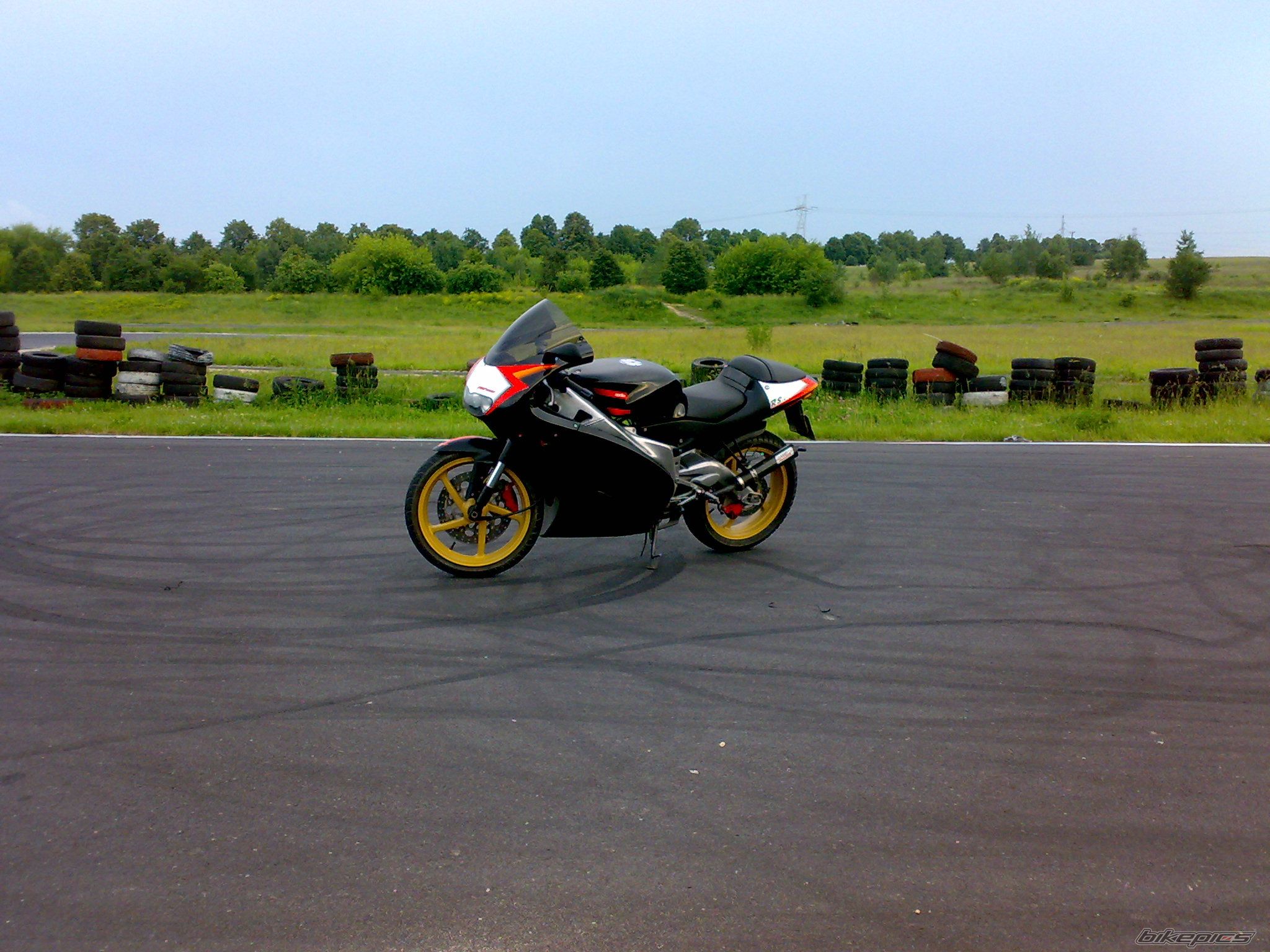 Bike Photo 1695183