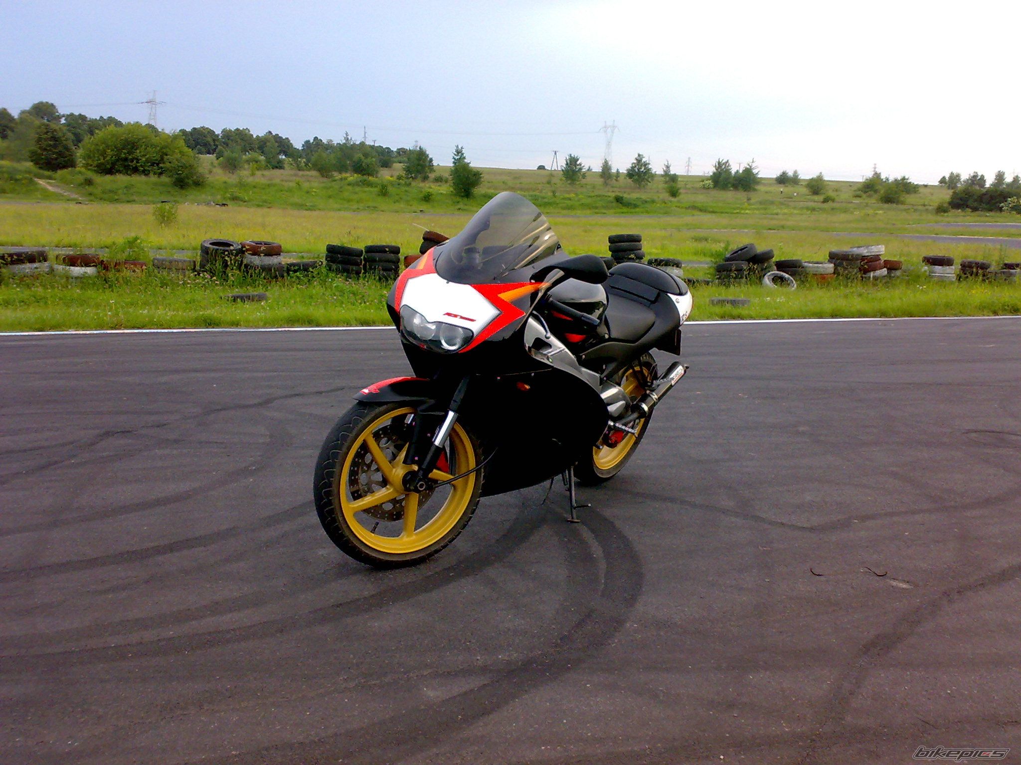 Bike Photo 1695184