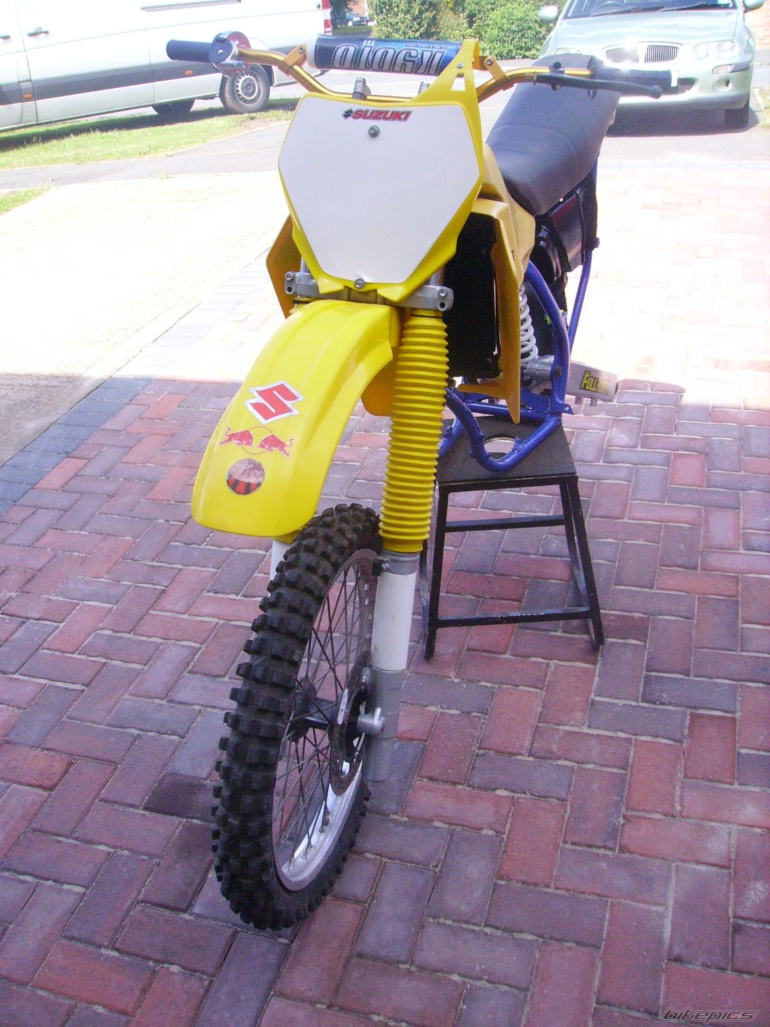 Photo 1695201