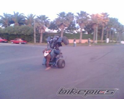Photo 1695219