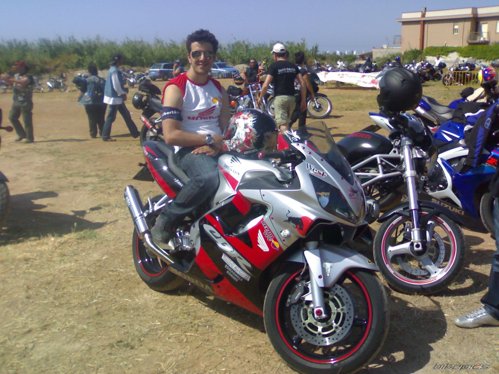Bike Photo 1695226