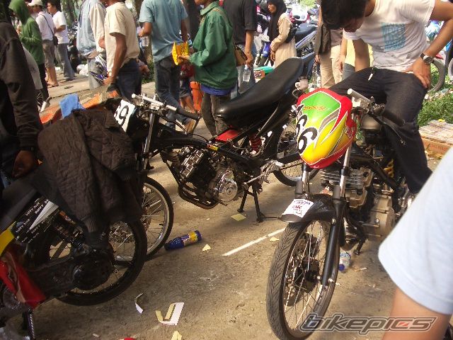 Bike Photo 1695357