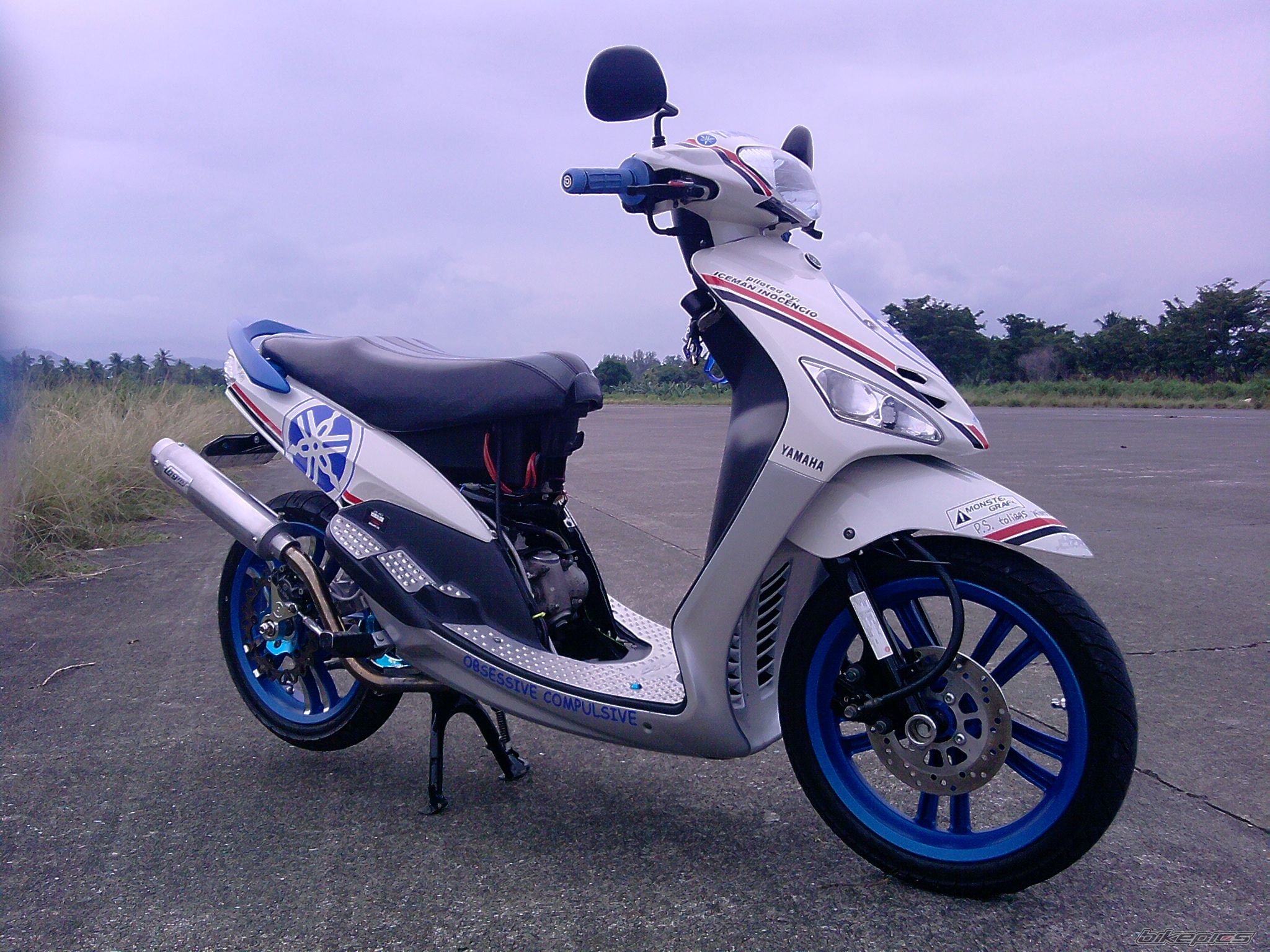 Bike Photo 1695473