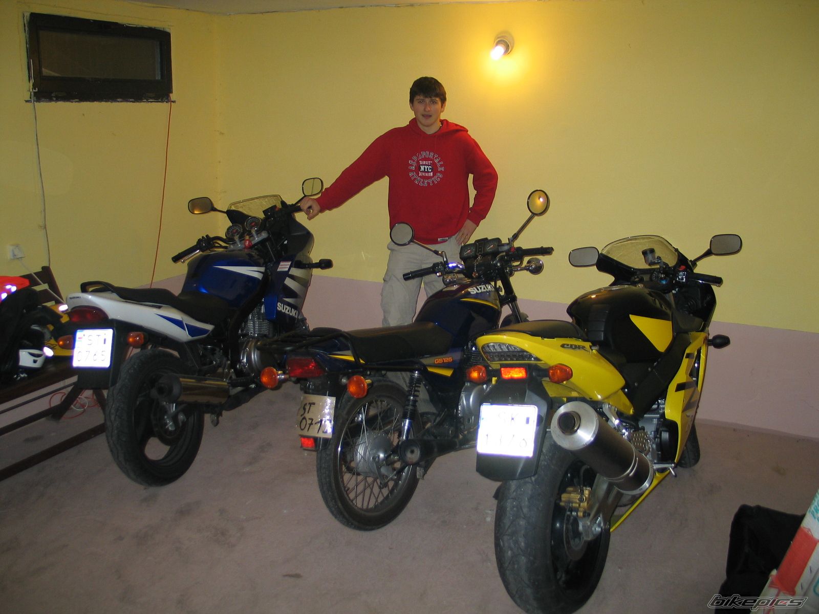 Photo 1695503