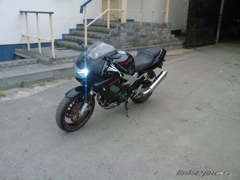 Photo 1695639