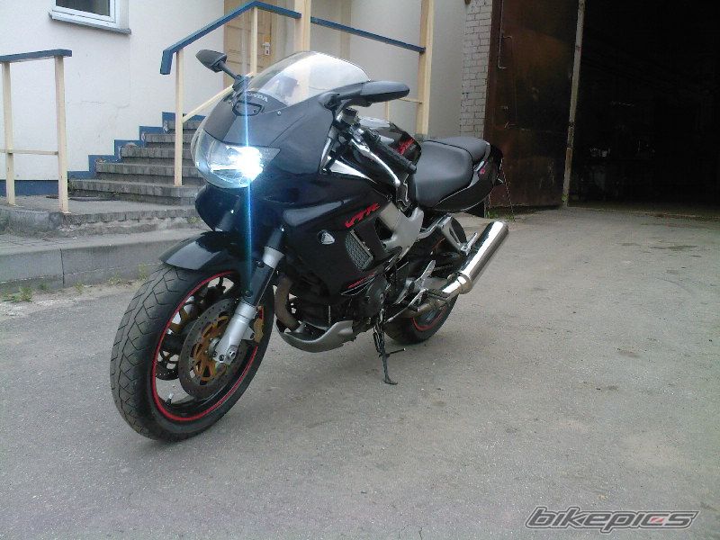 Photo 1695640