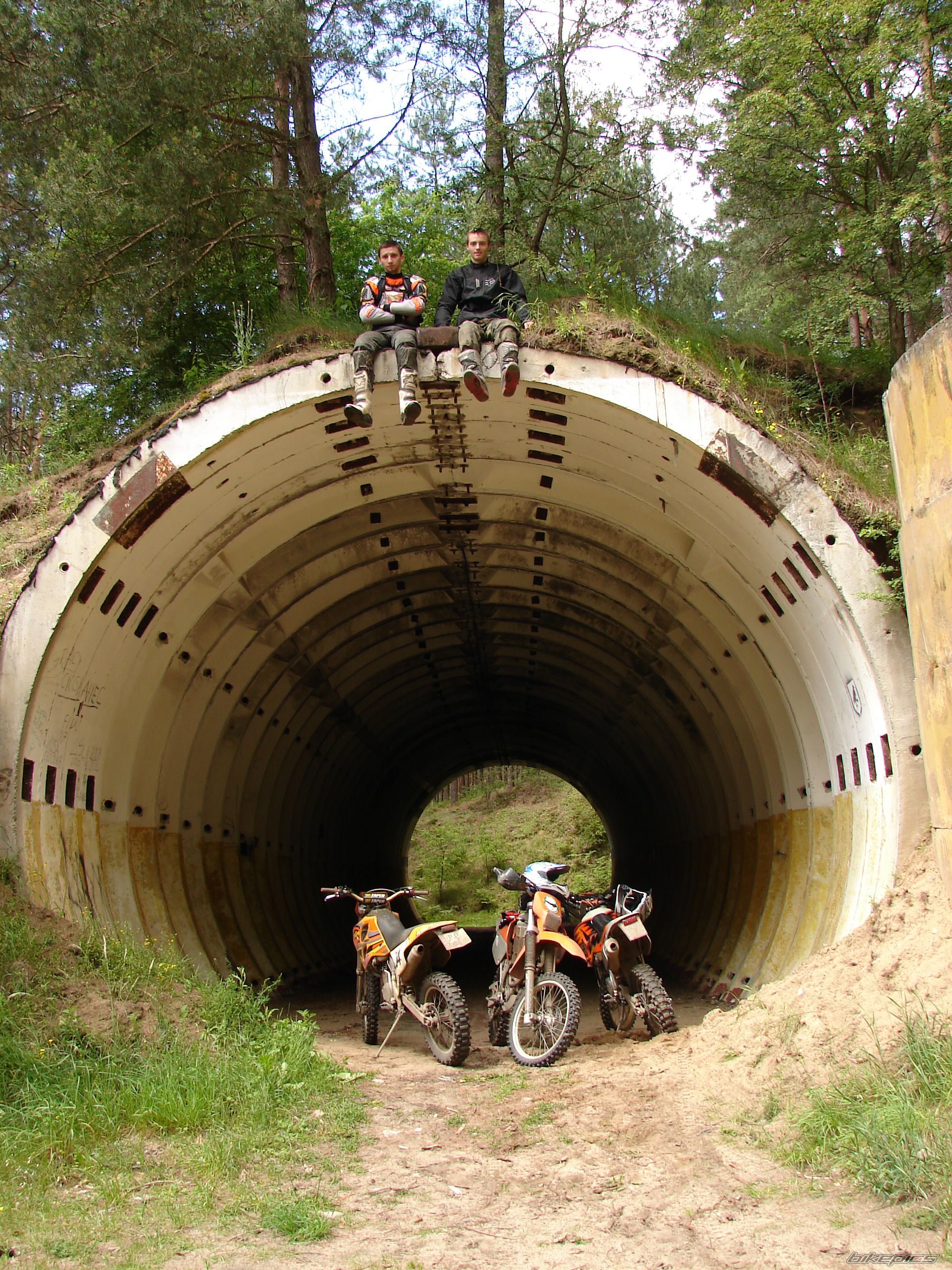 Bike Photo 1695661
