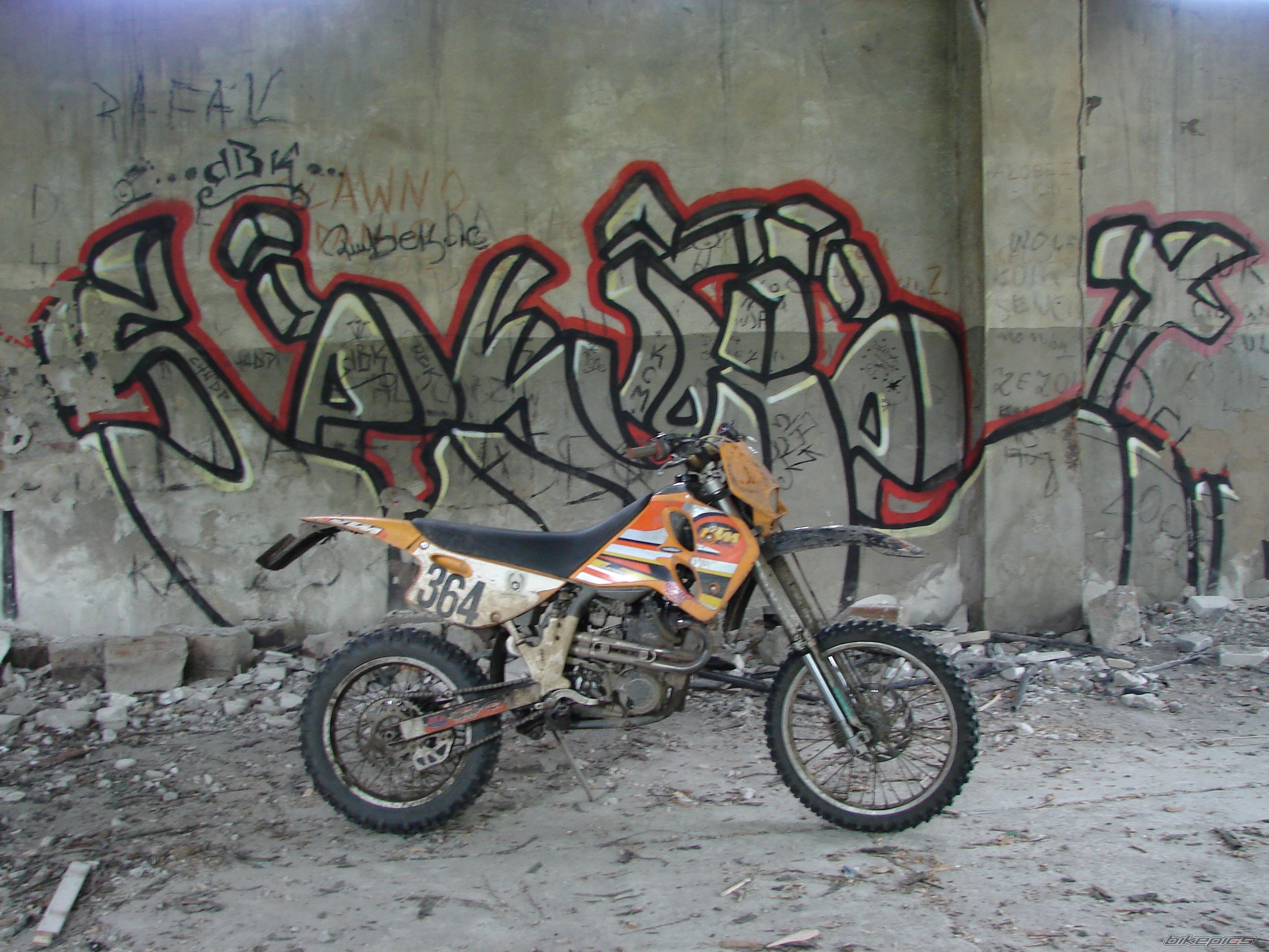 Bike Photo 1695668