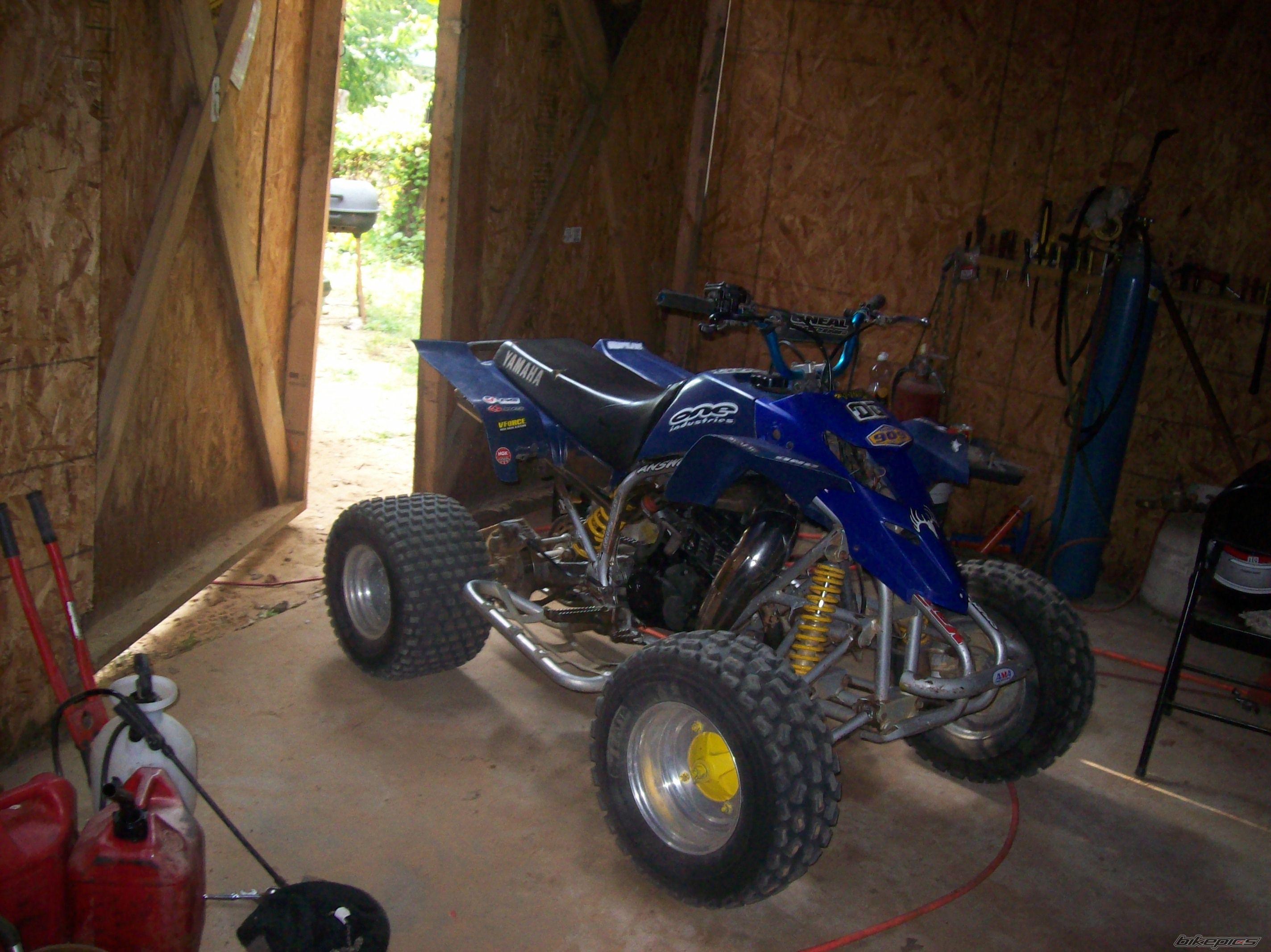 Photo 1695752