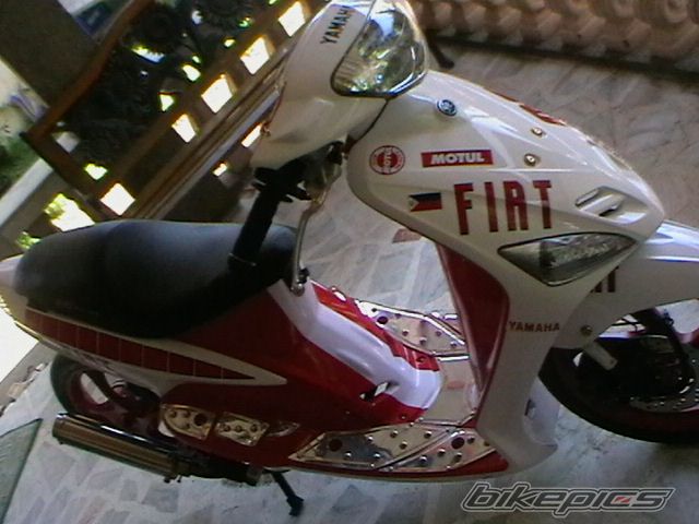 Photo 1695756