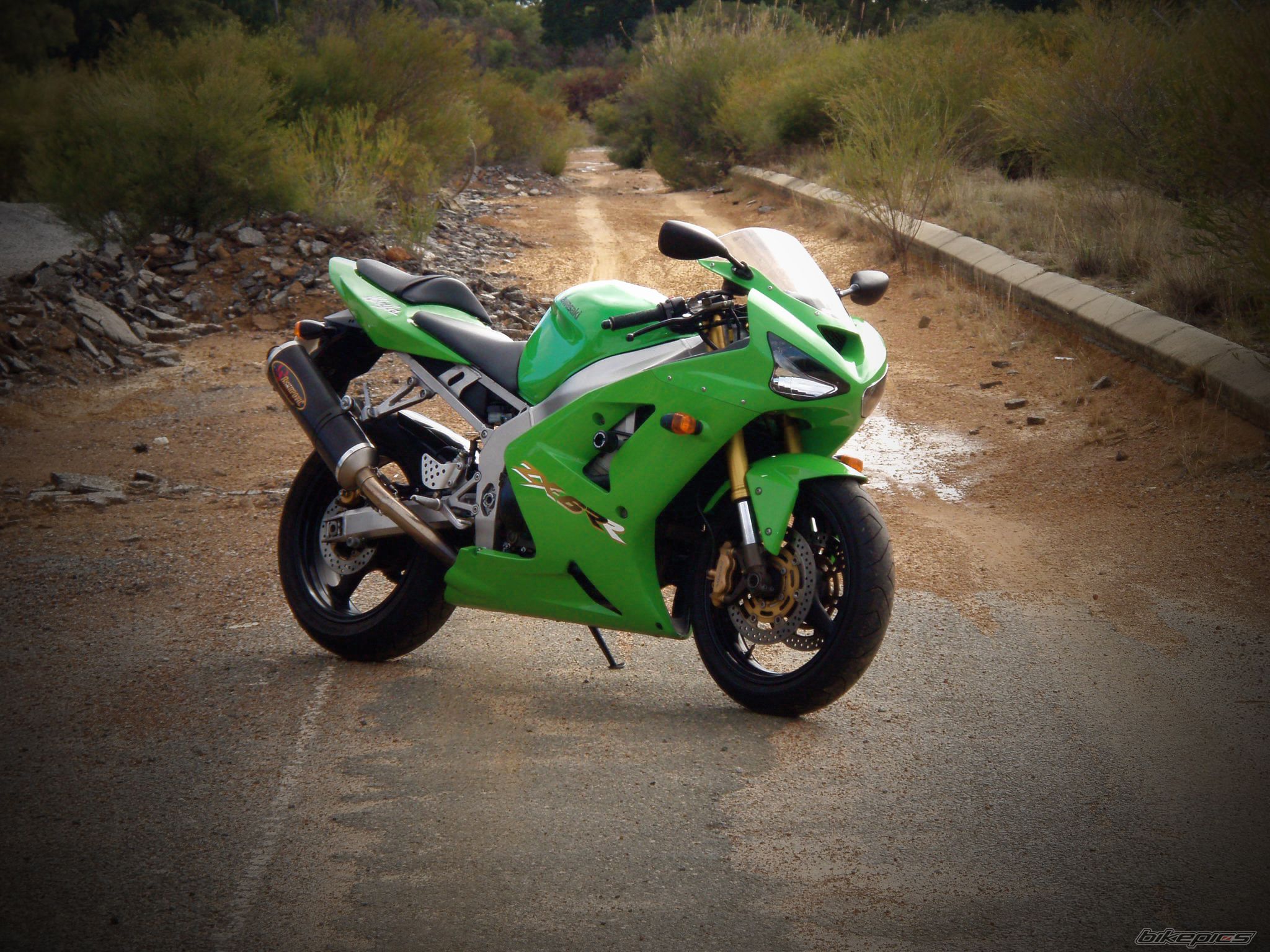 Bike Photo 1695928