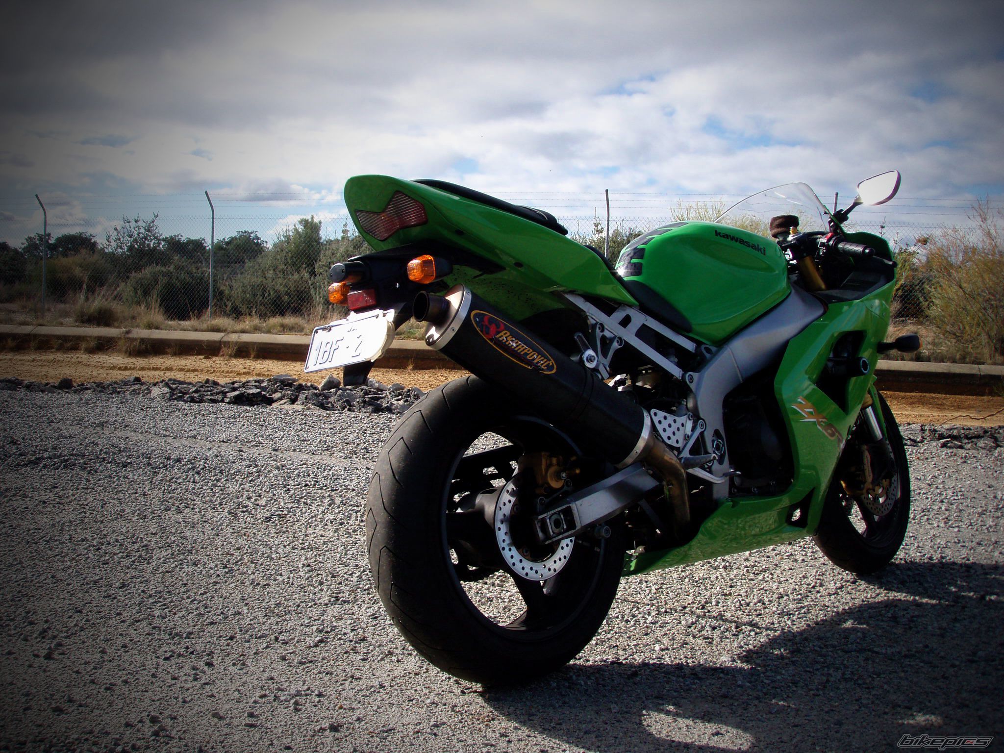 Bike Photo 1695930