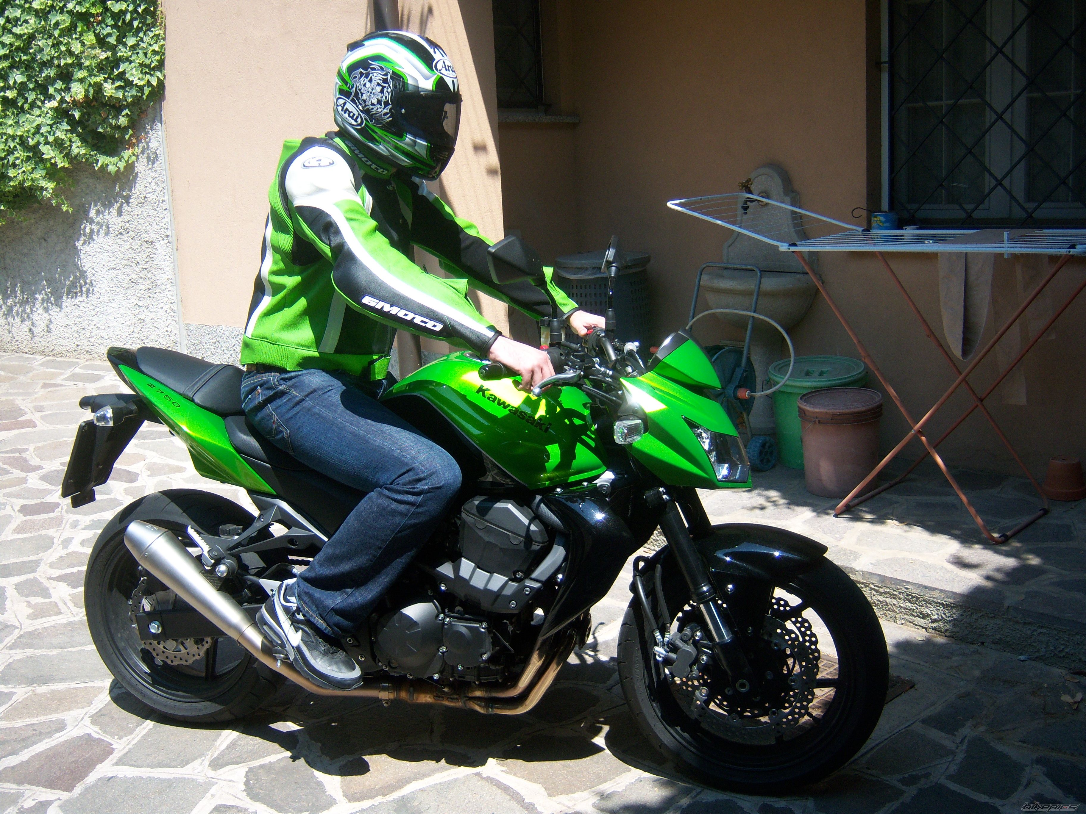 Bike Photo 1696062