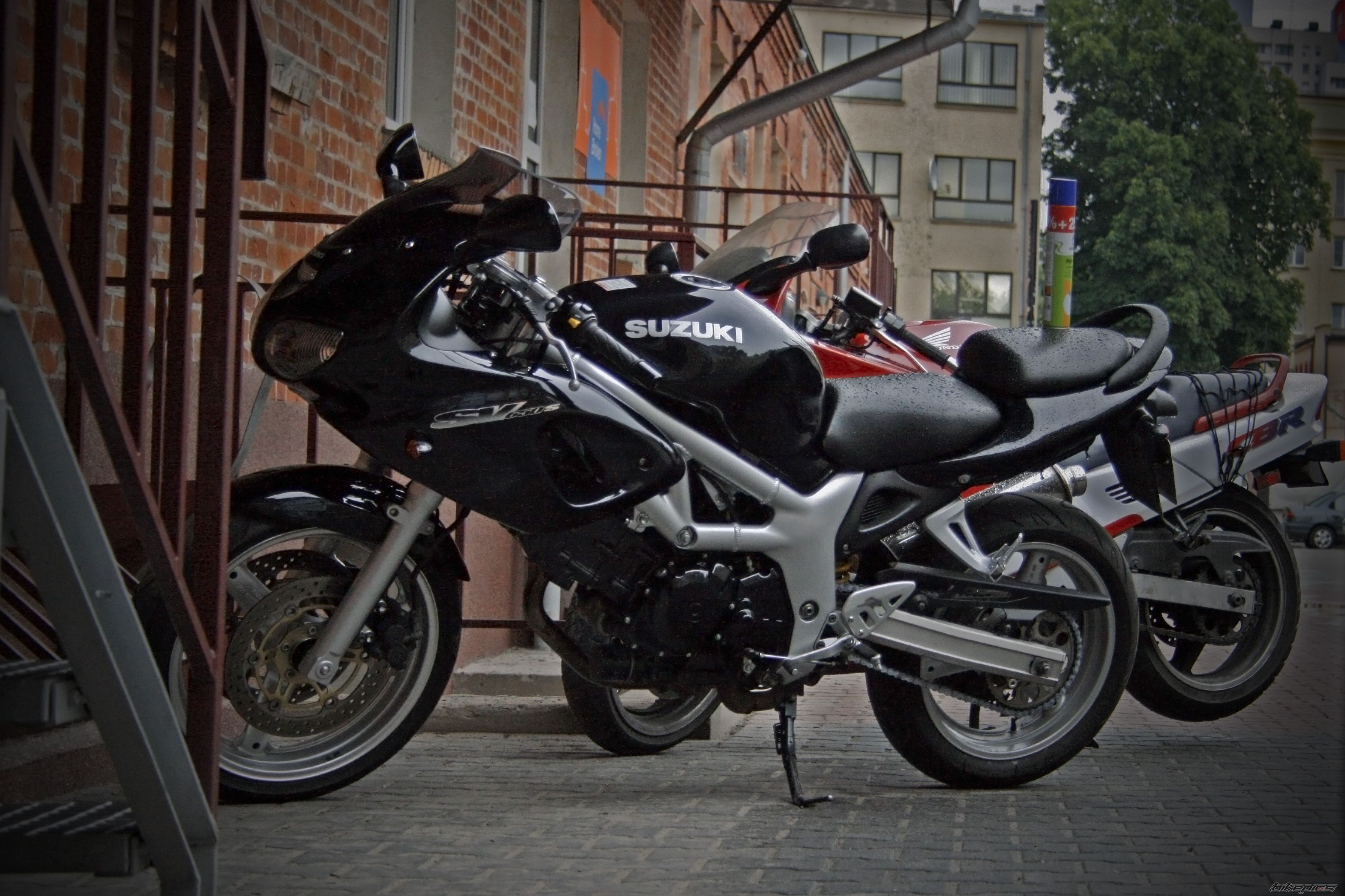 Photo 1696067