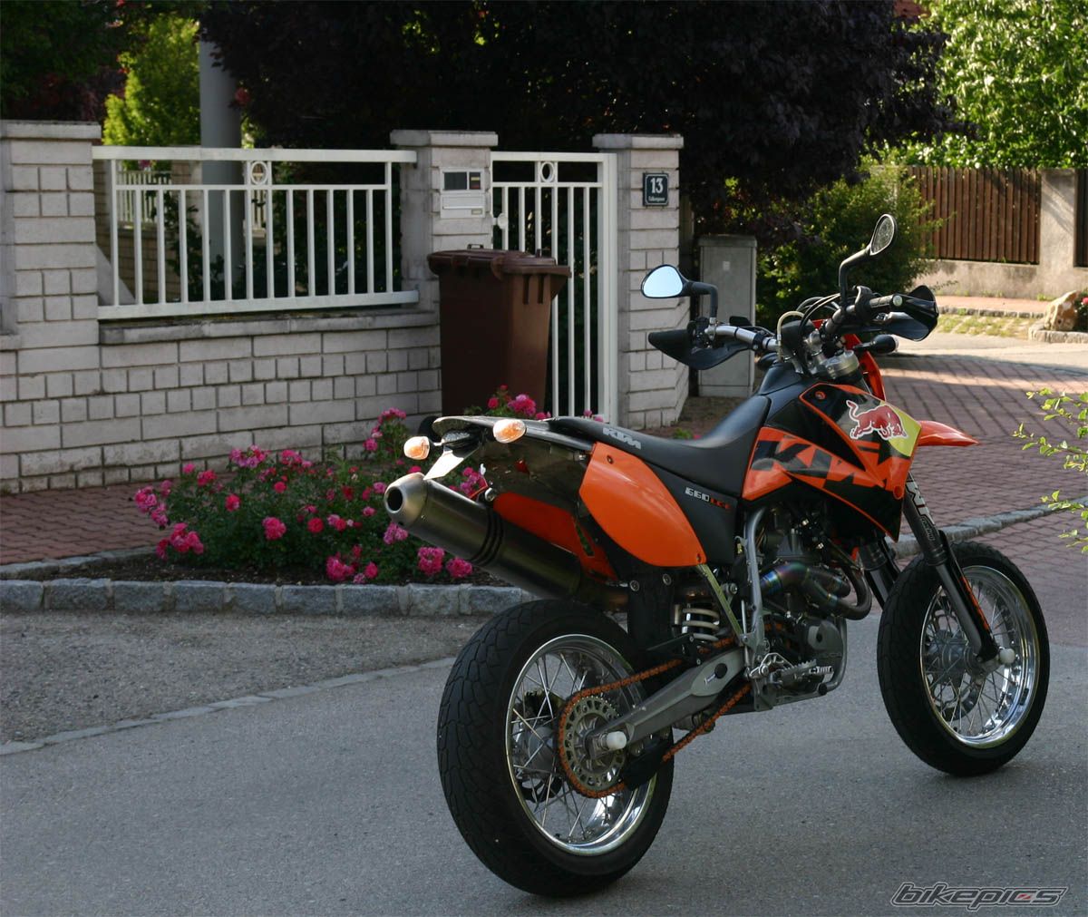 Bike Photo 1696104