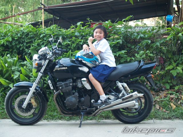 Photo 1696208