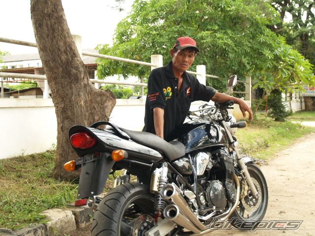 Photo 1696216