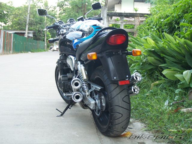 Photo 1696240