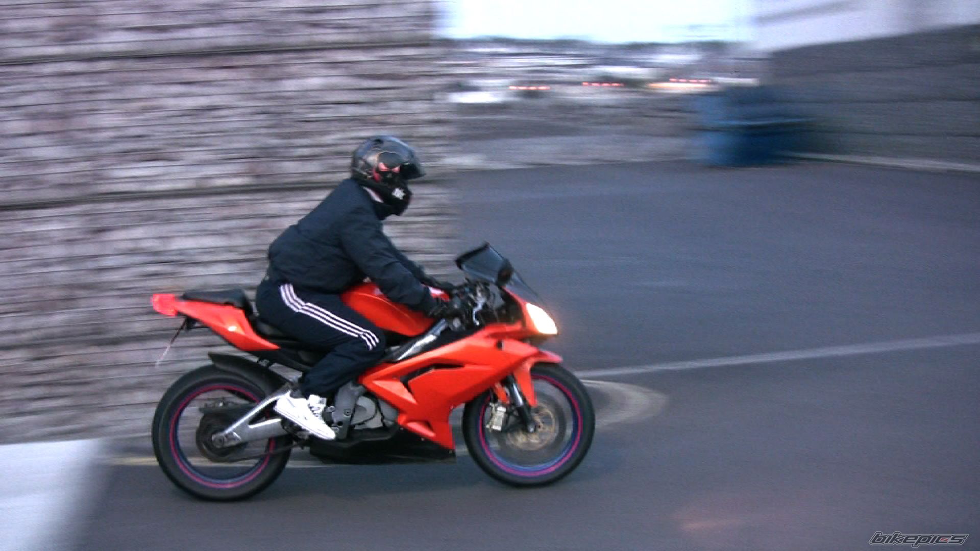 Bike Photo 1696279