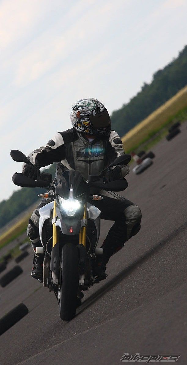 Bike Photo 1696291