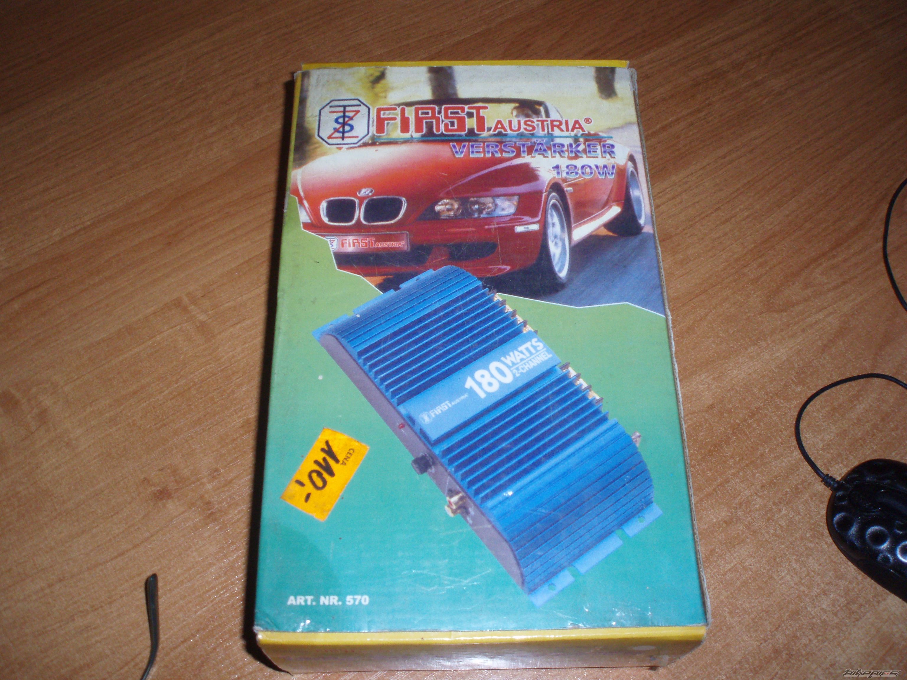 Photo 1696318