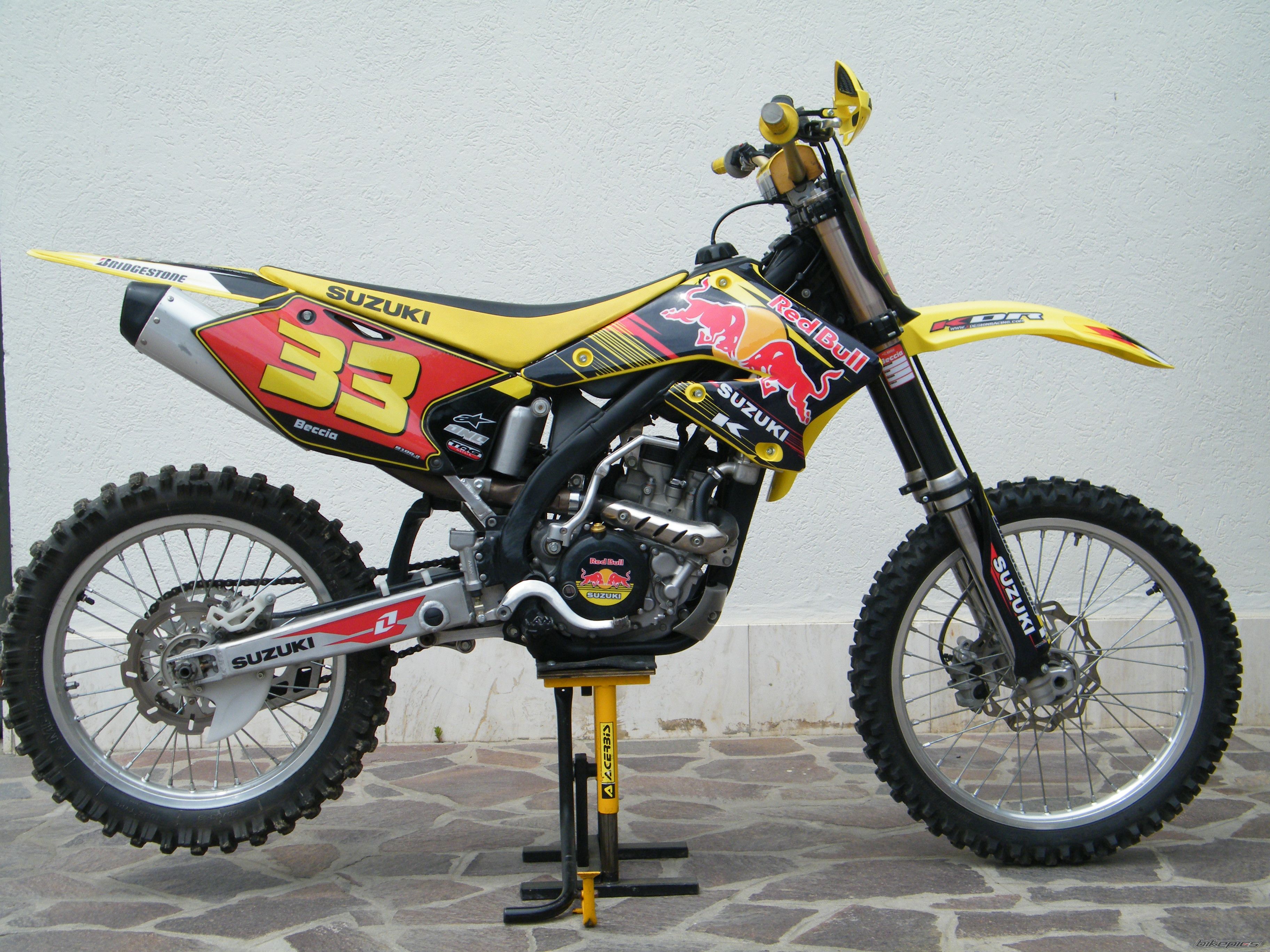 Photo 1696414