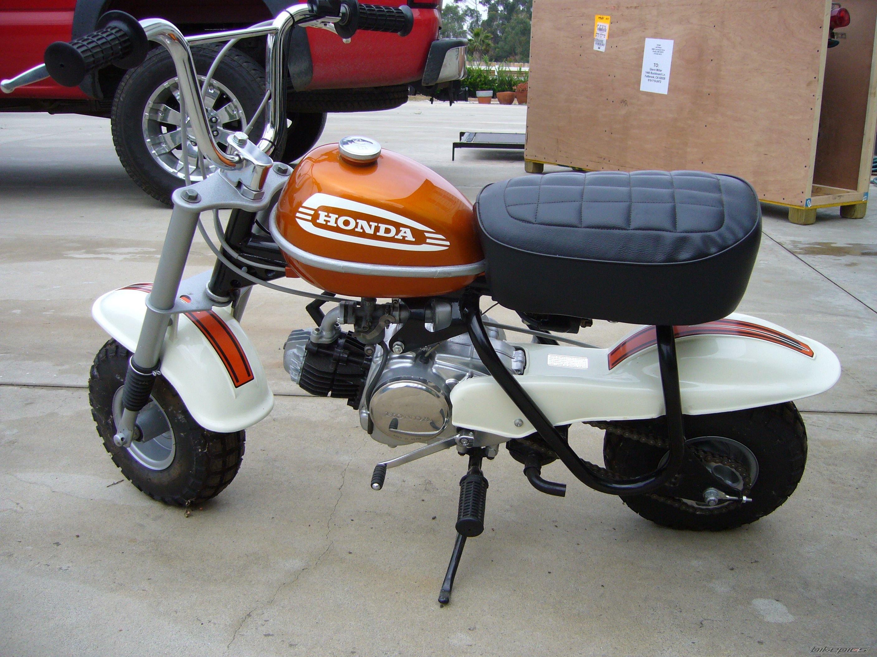 Photo 1696425