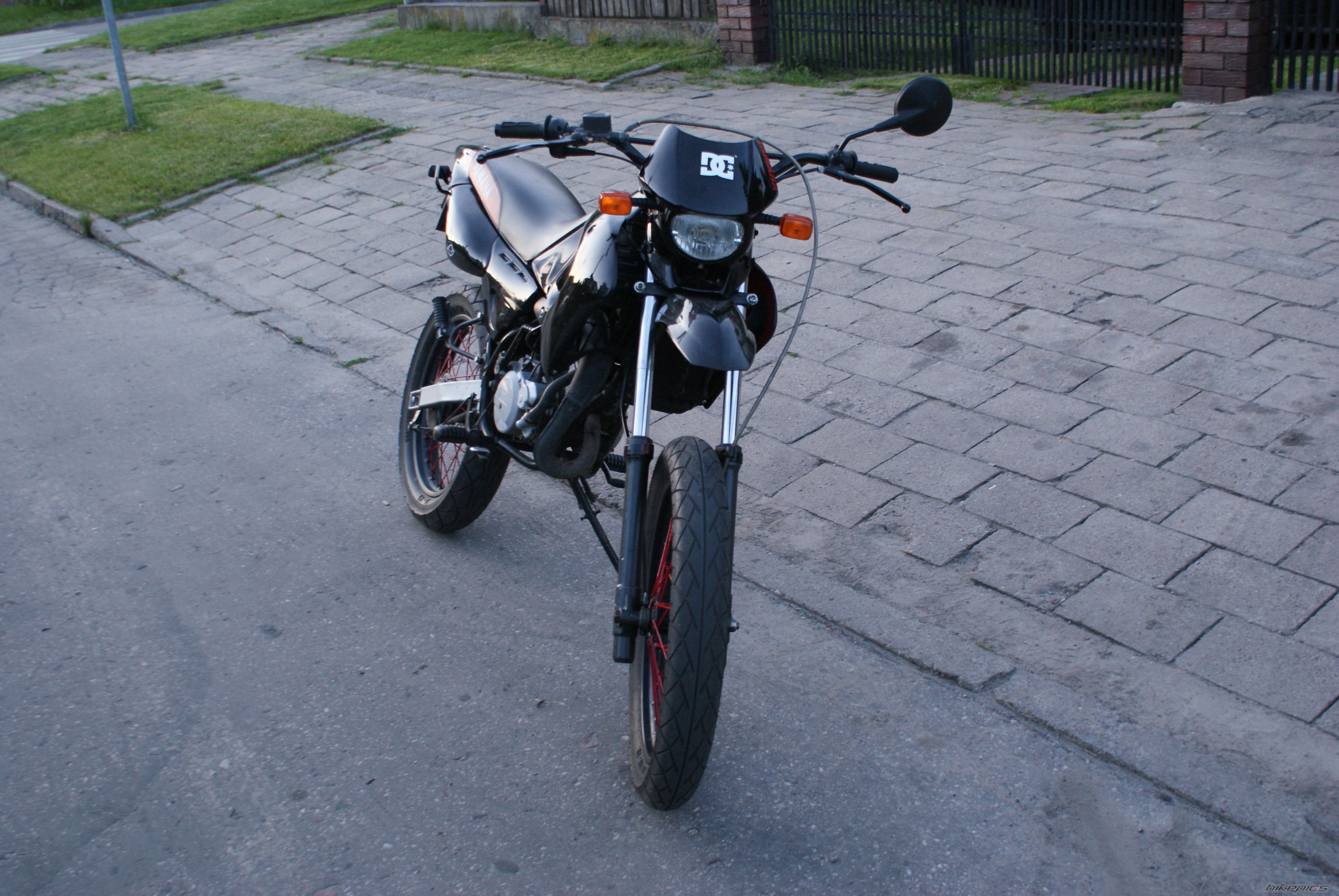 Bike Photo 1696431