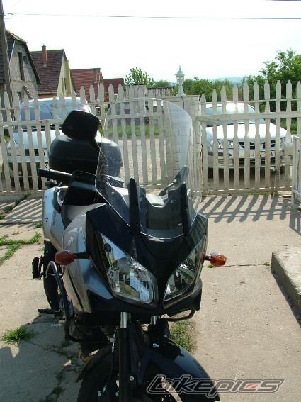Photo 1696438