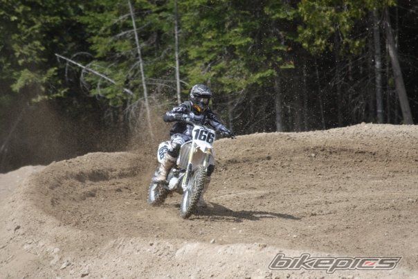 Photo 1696496