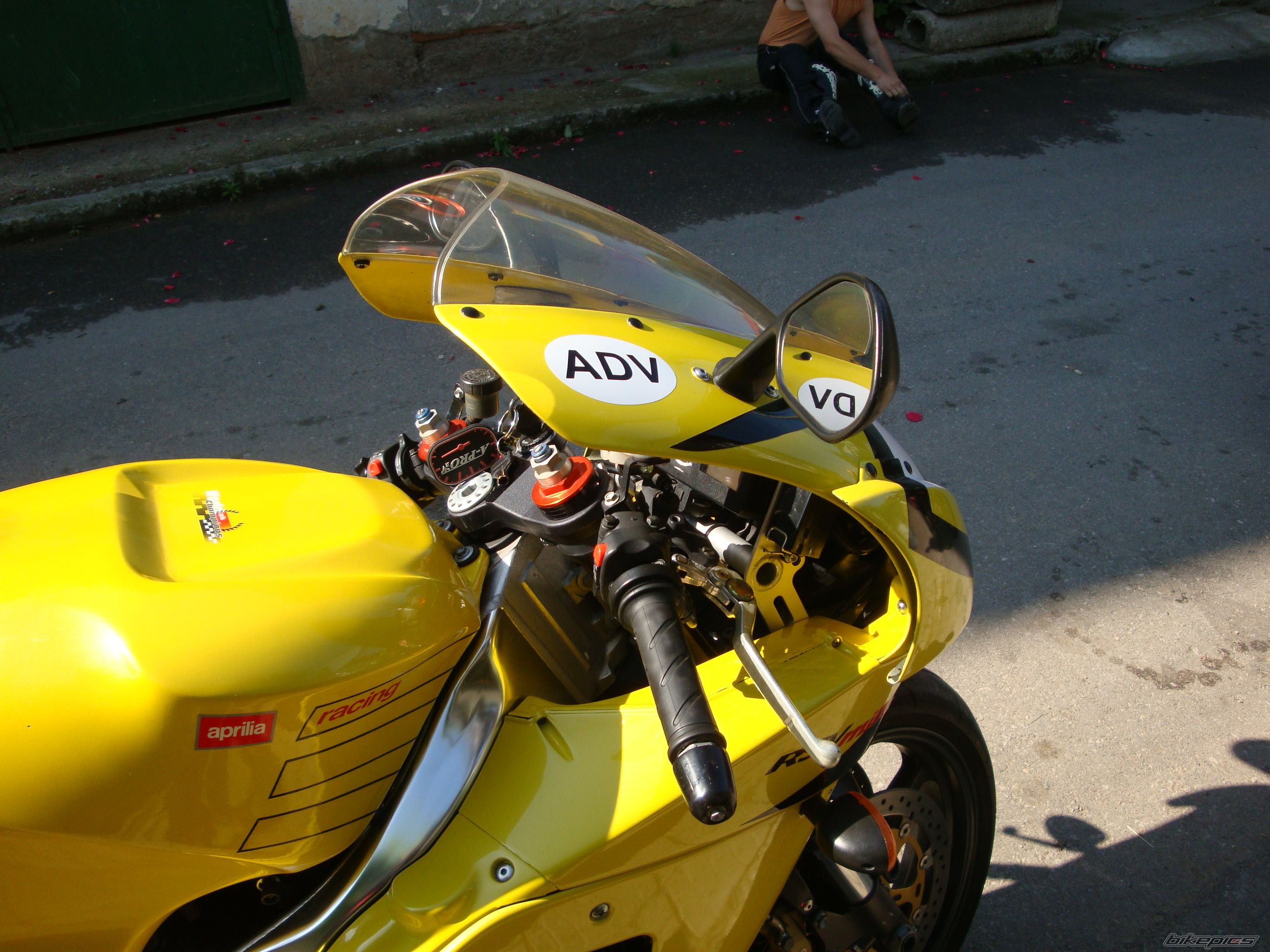 Photo 1696548