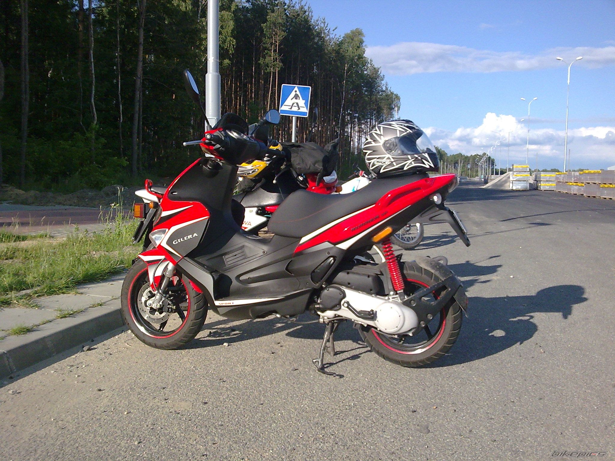 Photo 1696655