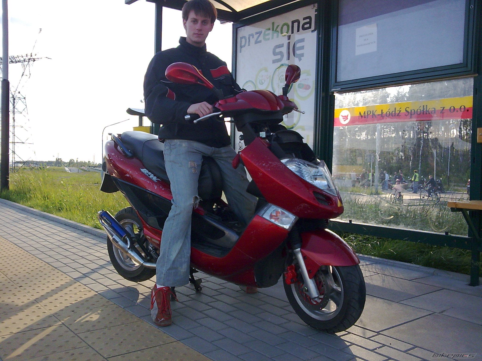 Photo 1696658