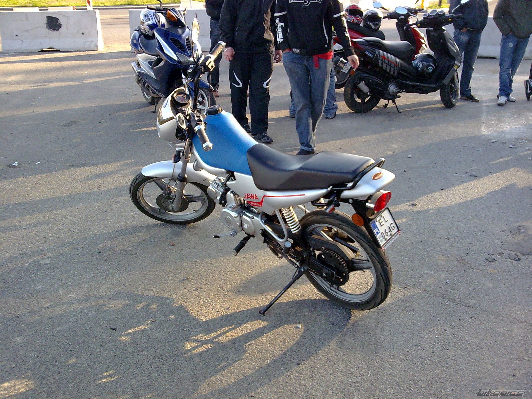 Photo 1696668