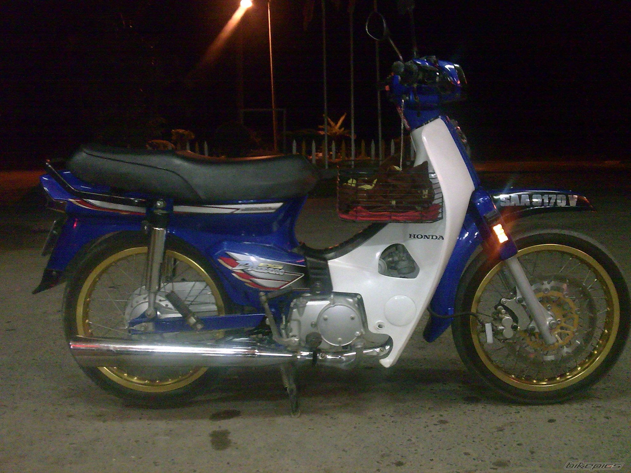 Photo 1696706