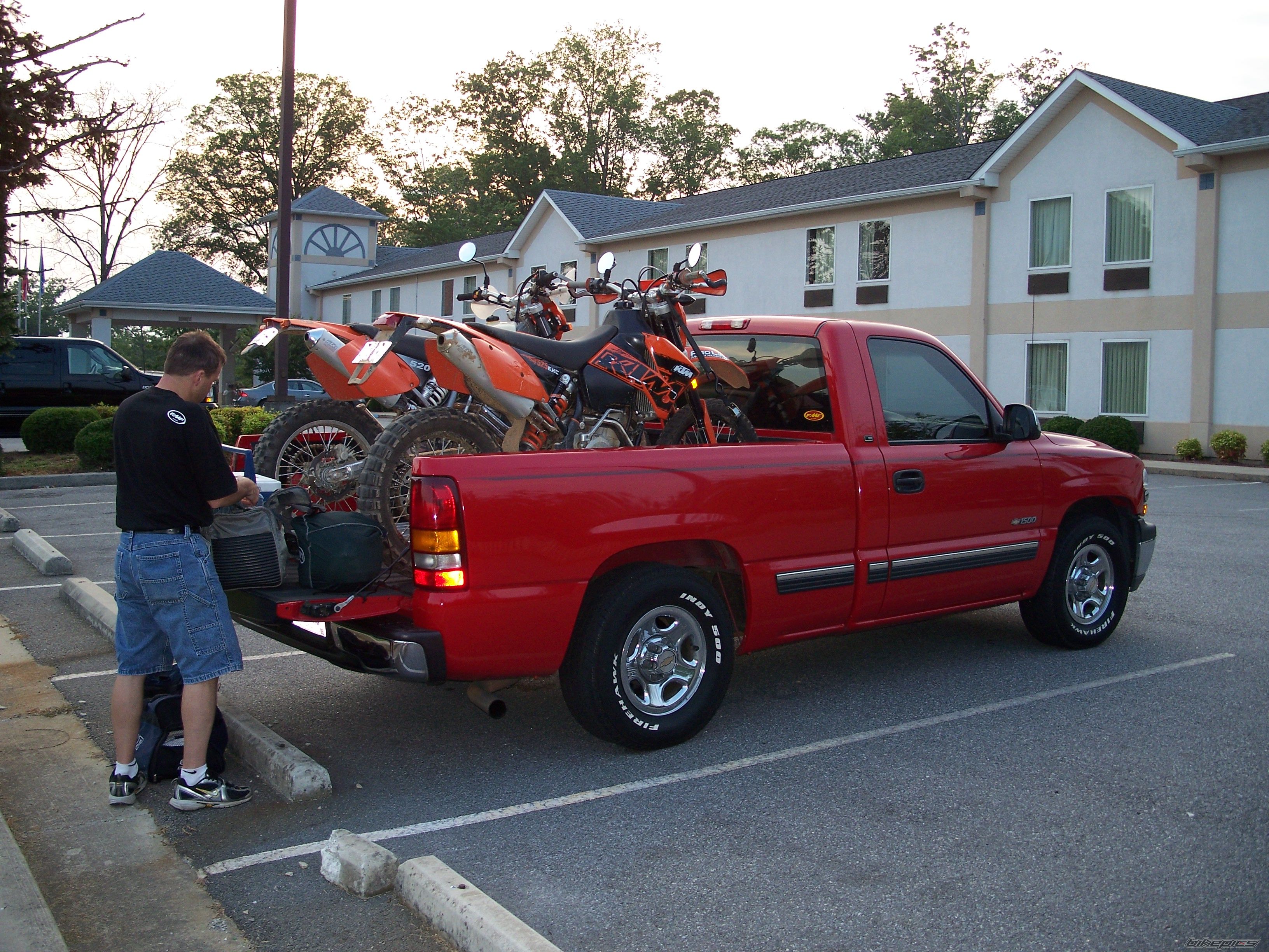 Photo 1696794