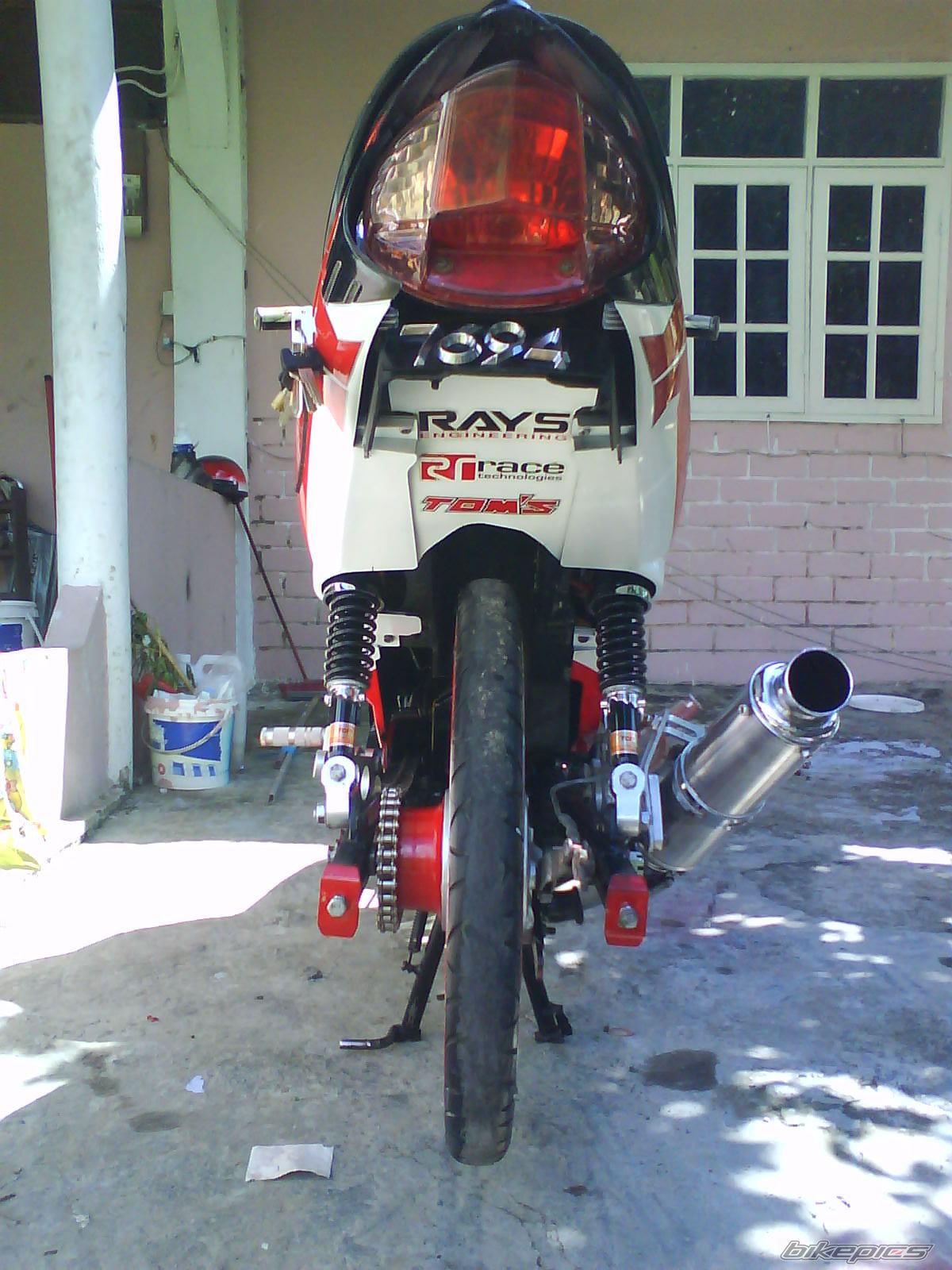Photo 1696803