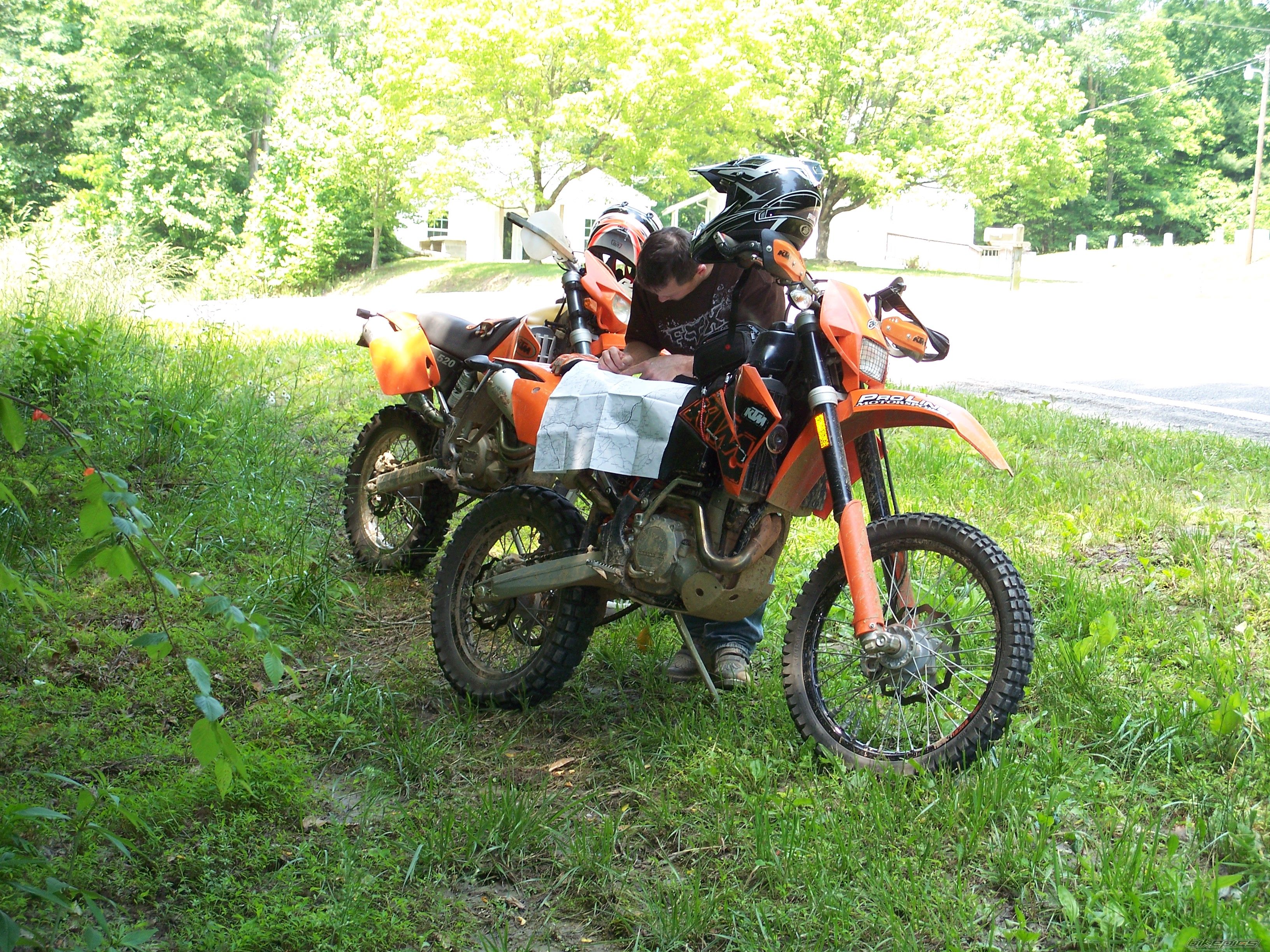 Photo 1696840