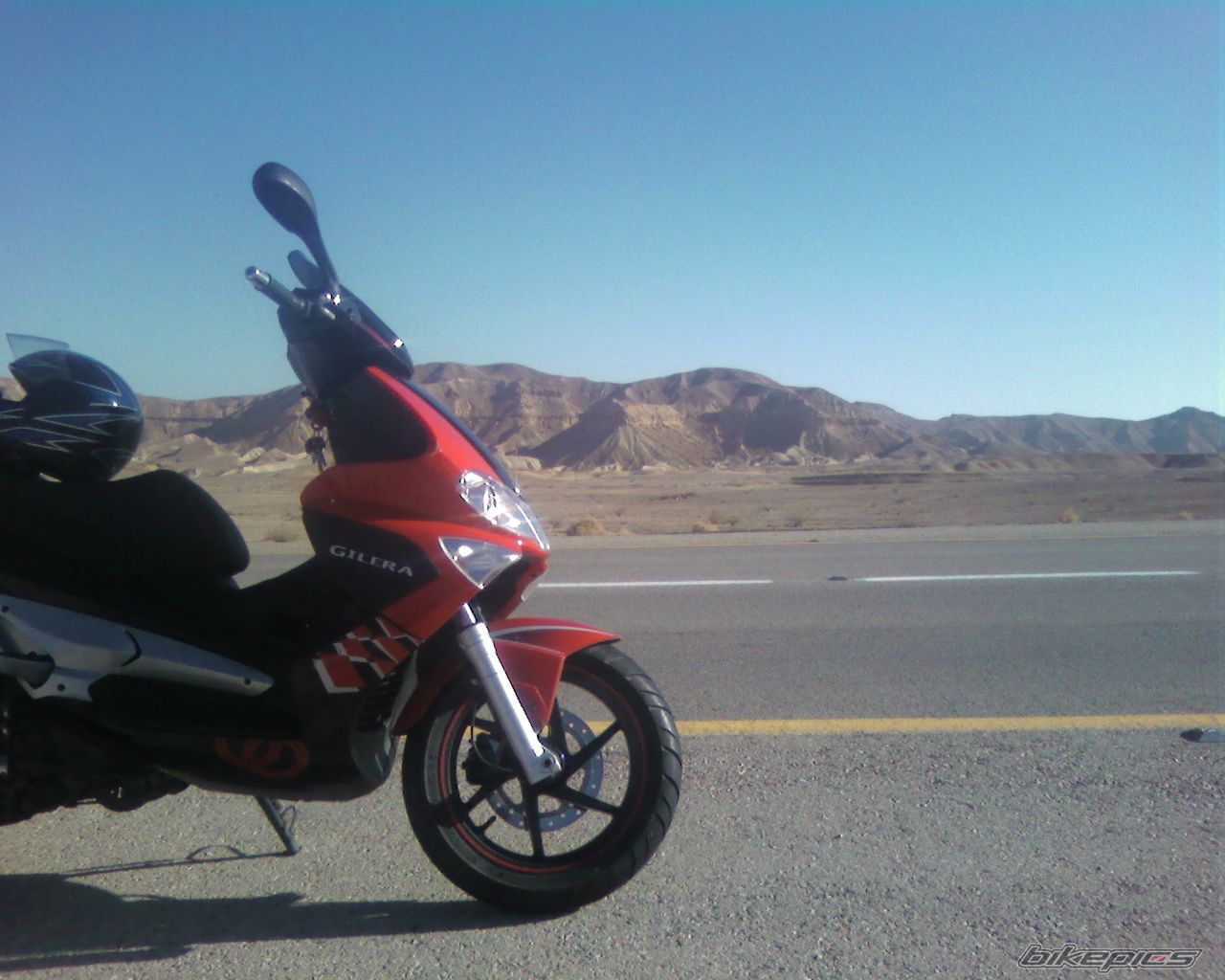 Photo 1696883