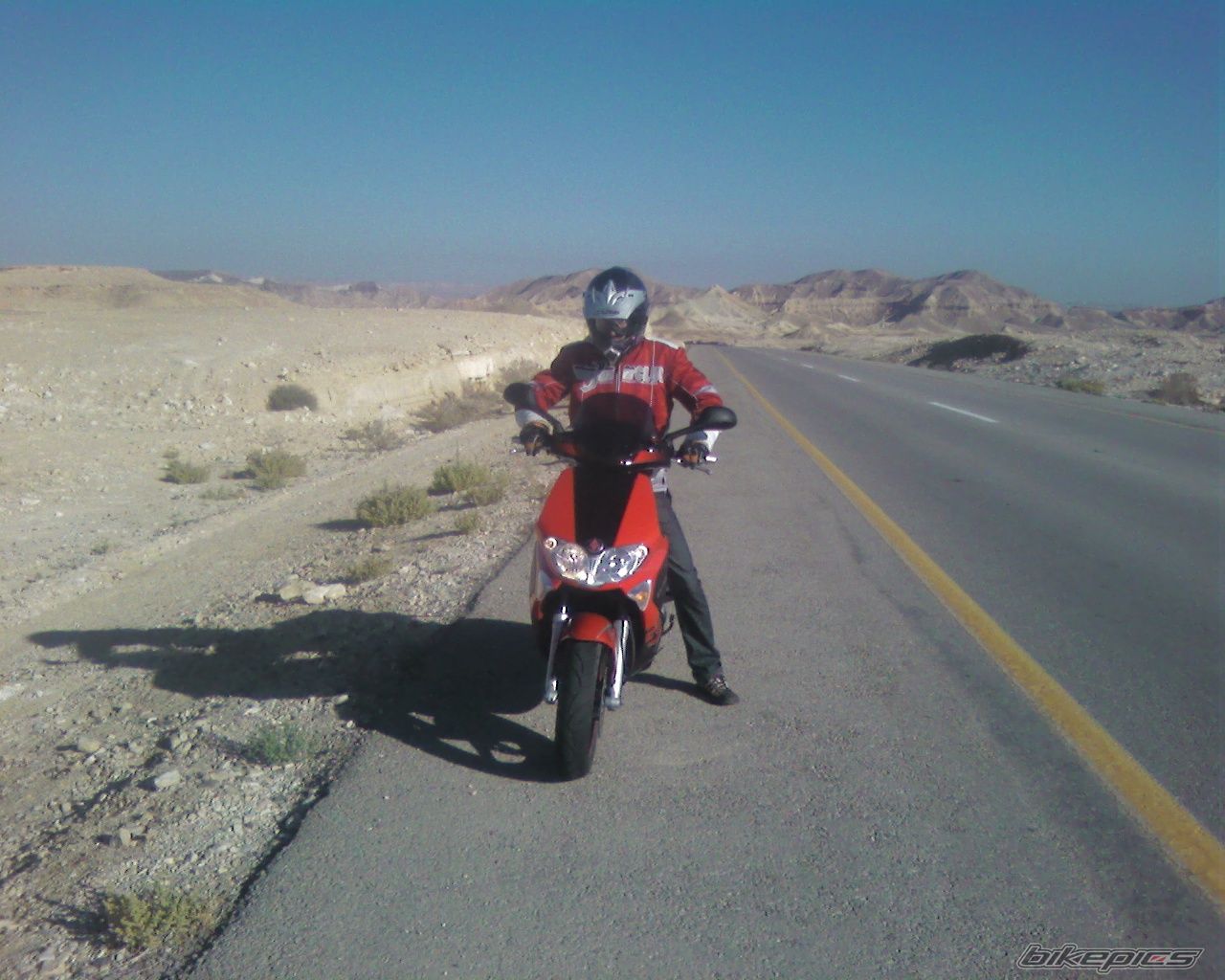Photo 1696885