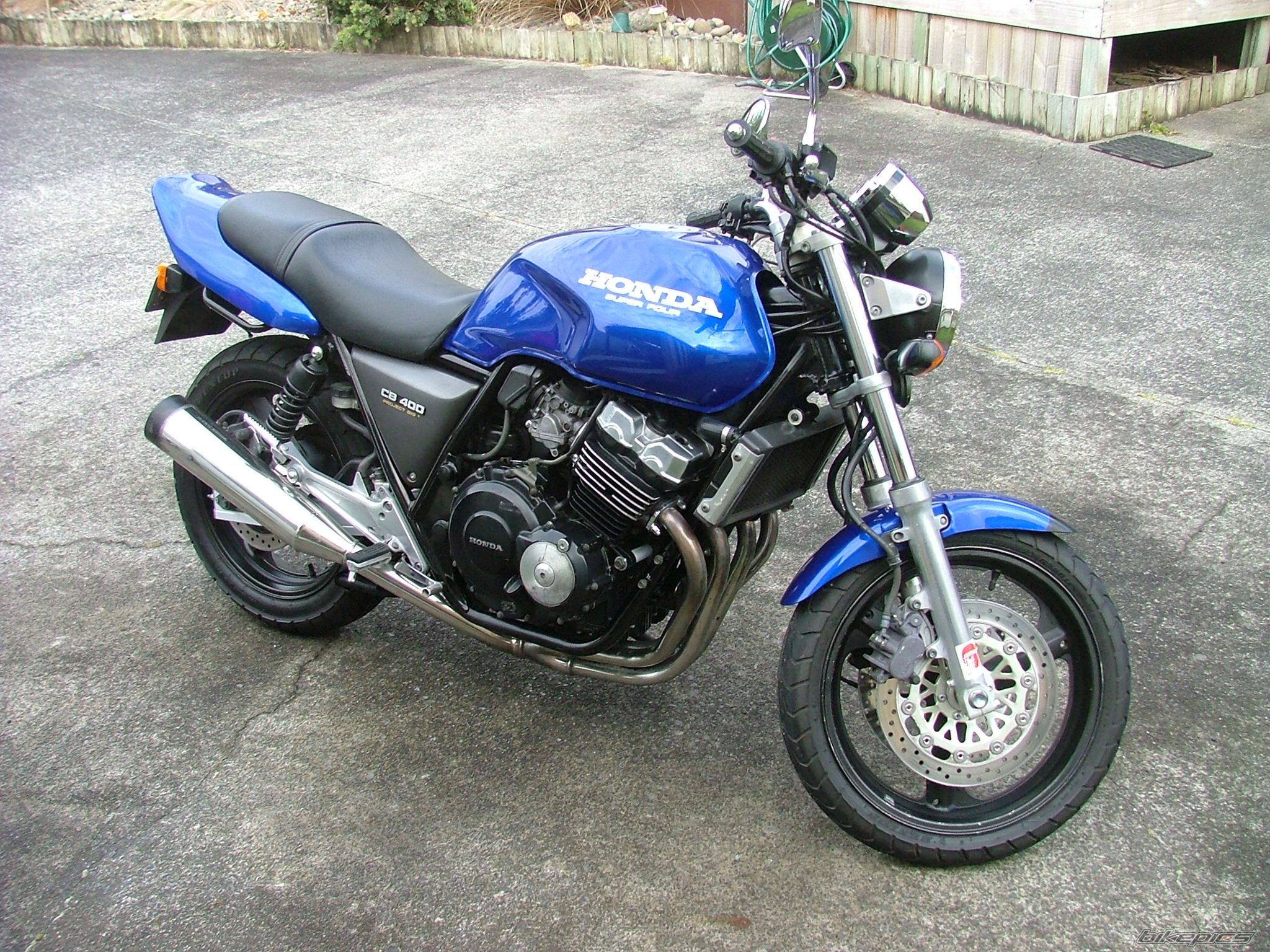 Bike Photo 1696888