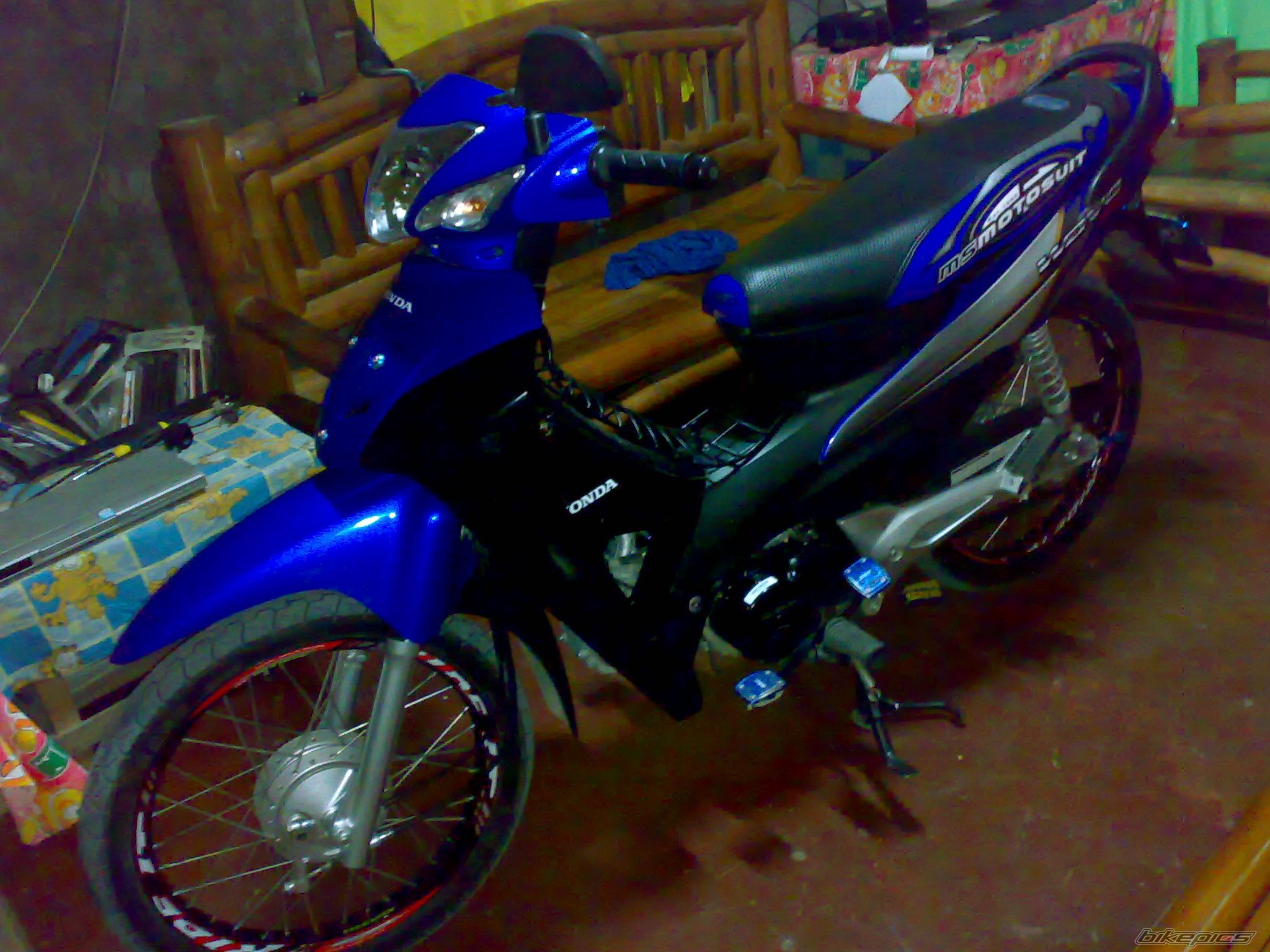 Bike Photo 1696921