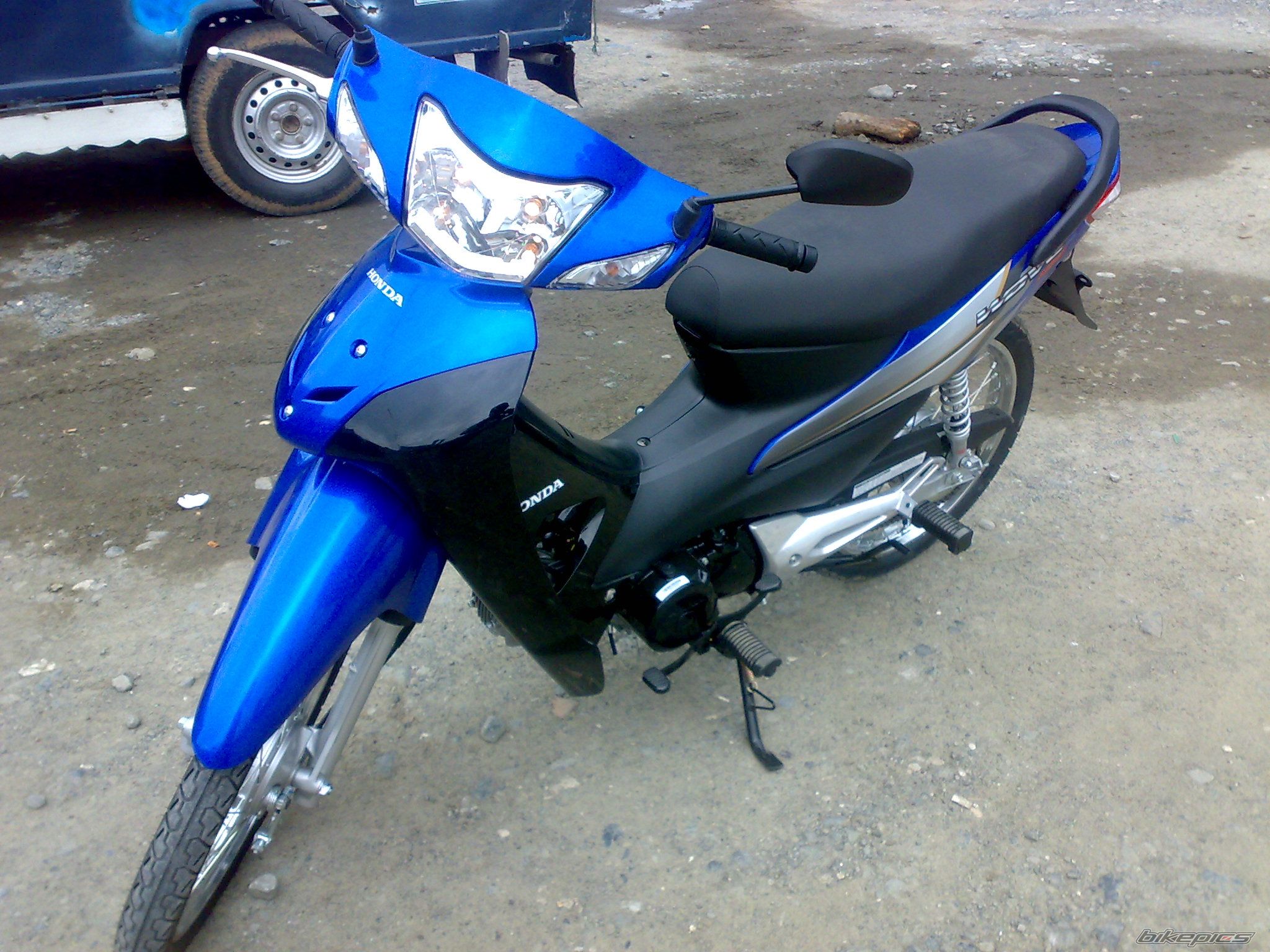 Photo 1696927
