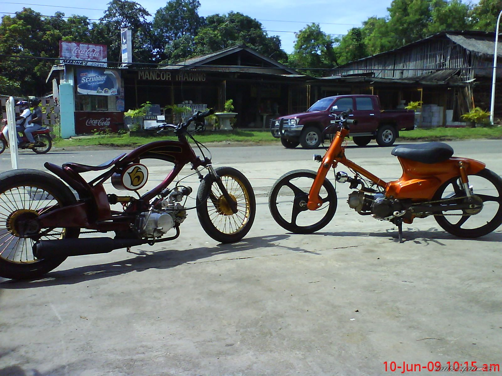 Photo 1696940