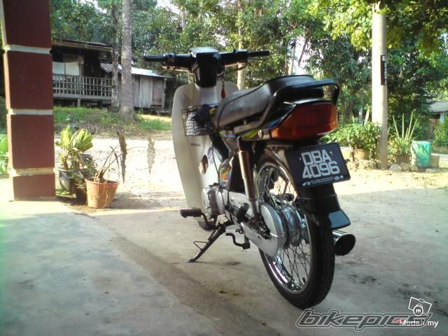 Photo 1696959
