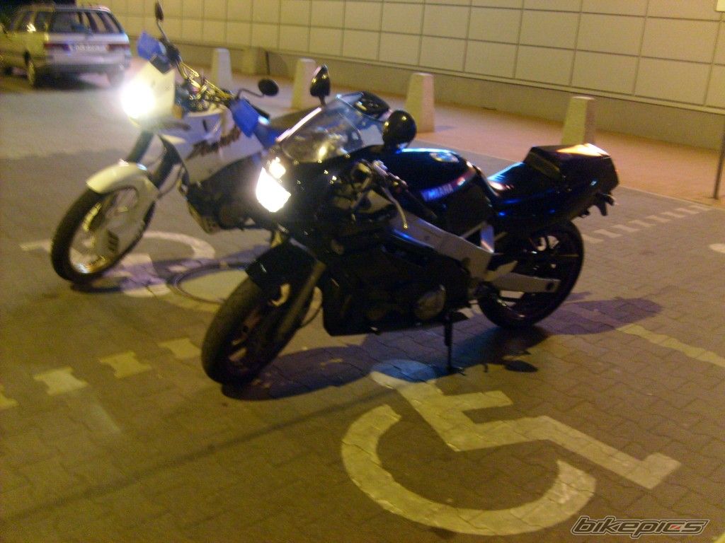 Photo 1696965