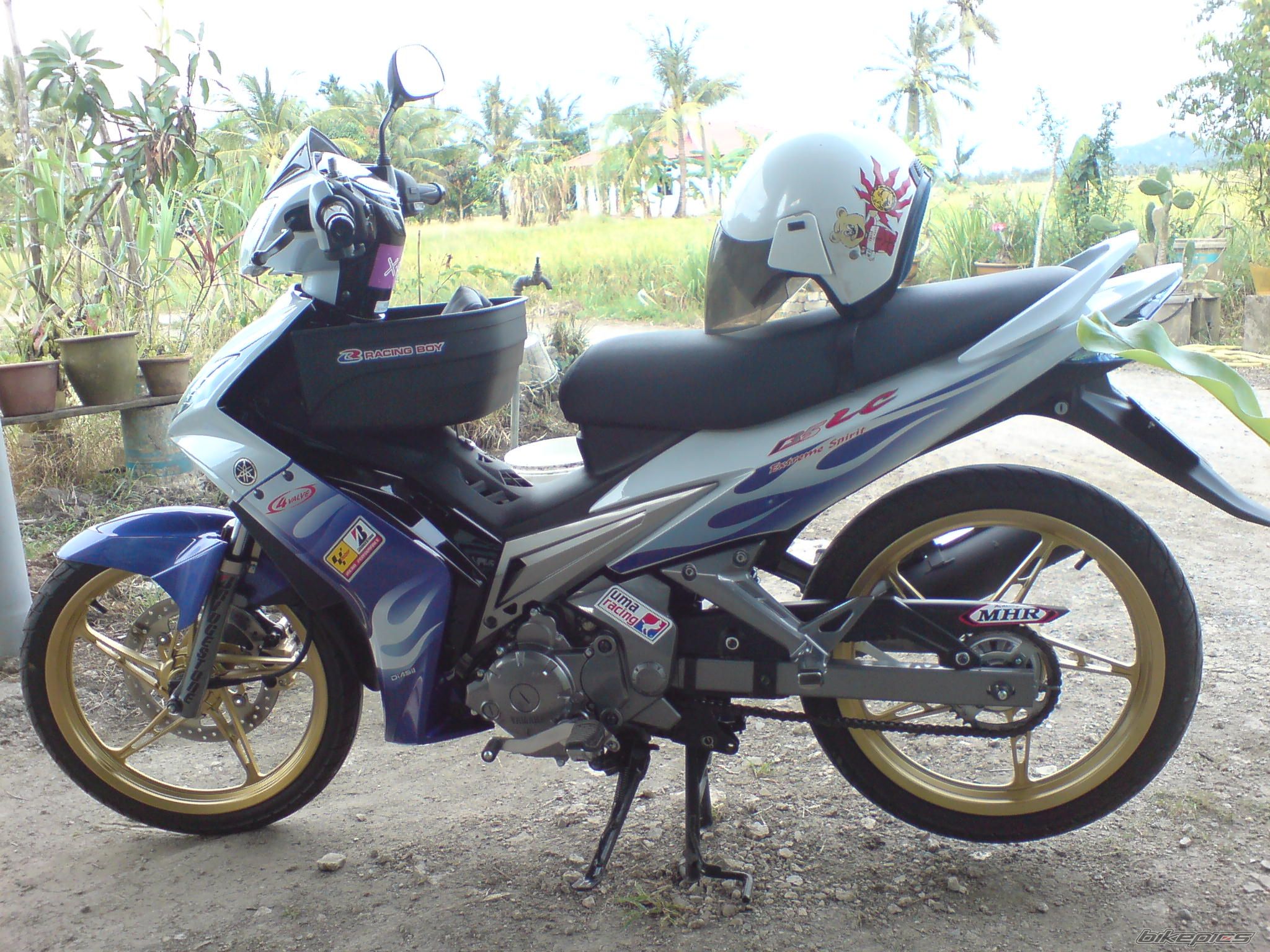Photo 1697044