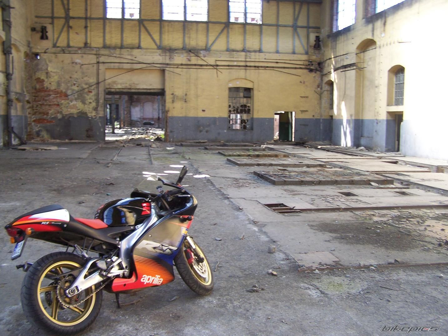 Bike Photo 1697051